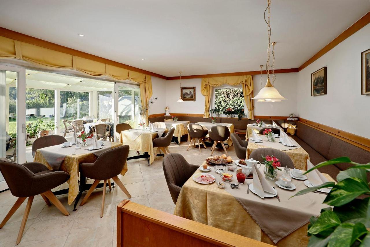 Pension Alpenblick ラグンド エクステリア 写真